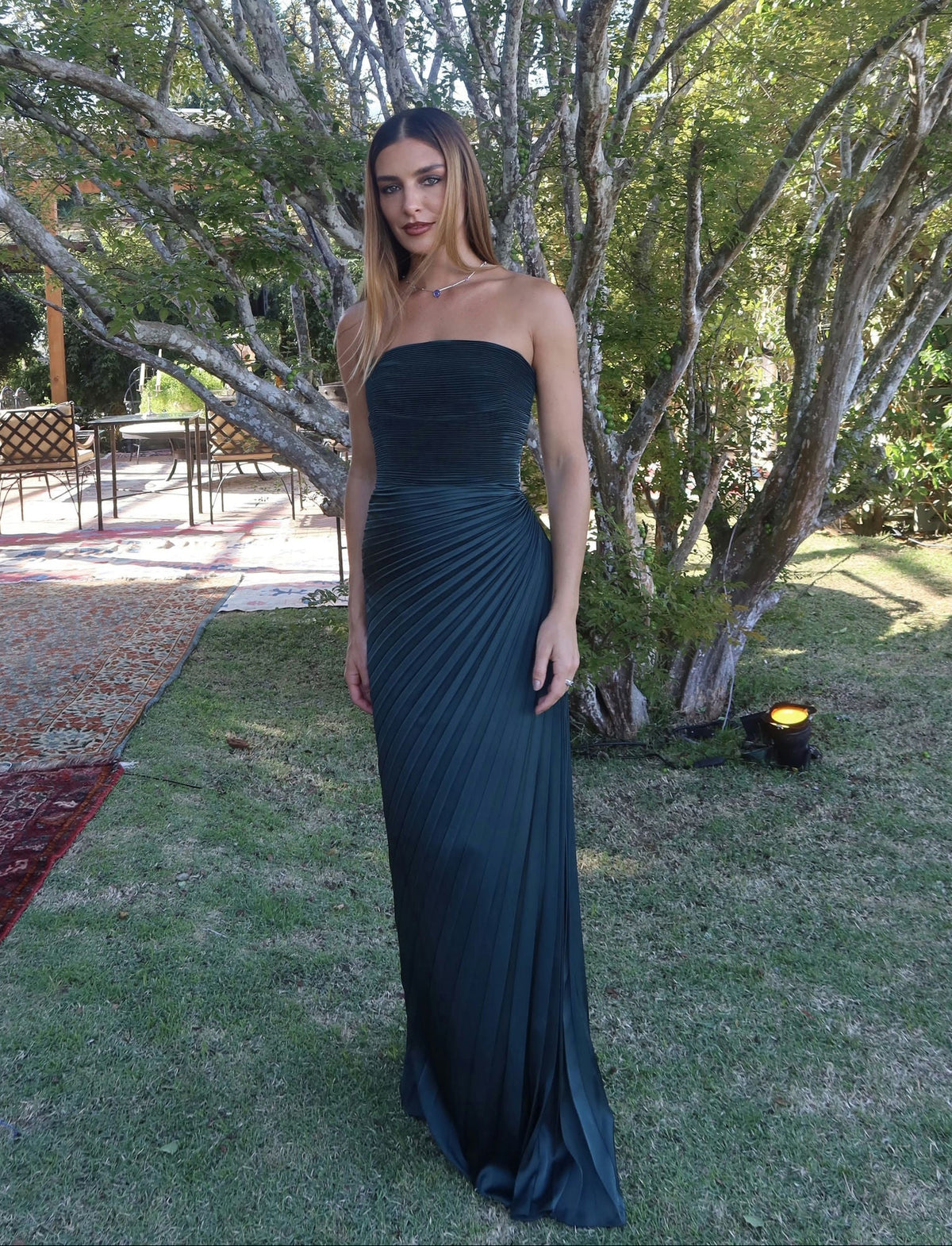 vestido corpete plissado verde