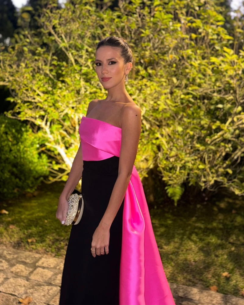 vestido cauda preto e rosa