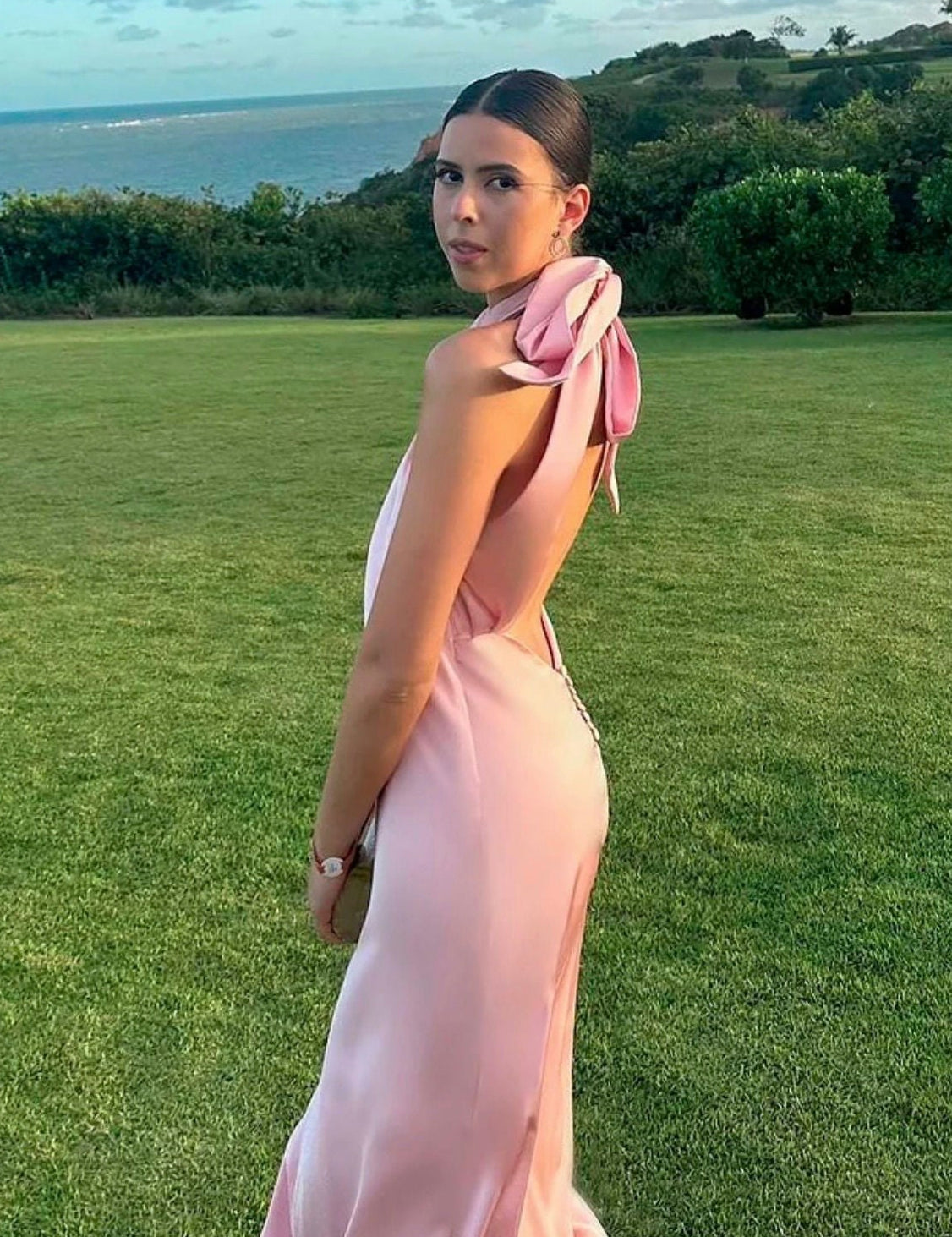 vestido transpasse laço rosa