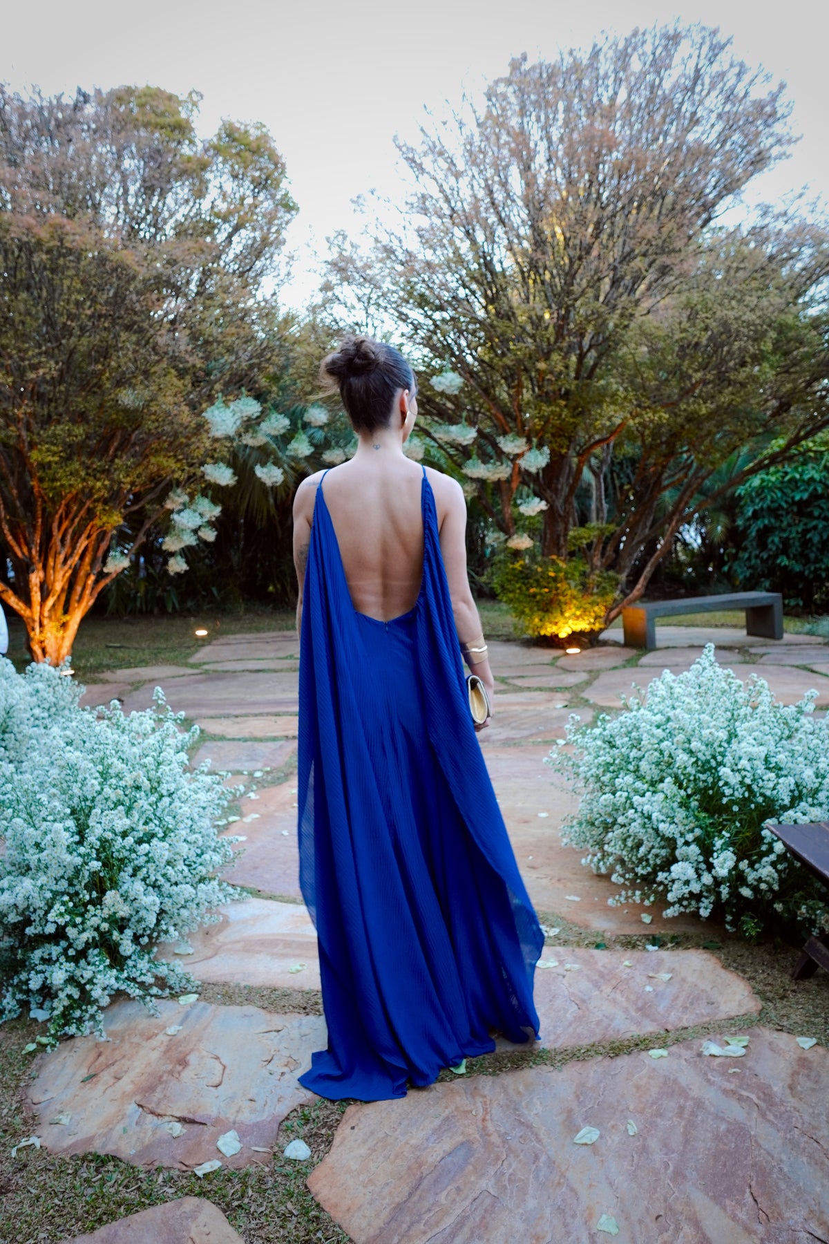 vestido capa fluída azul