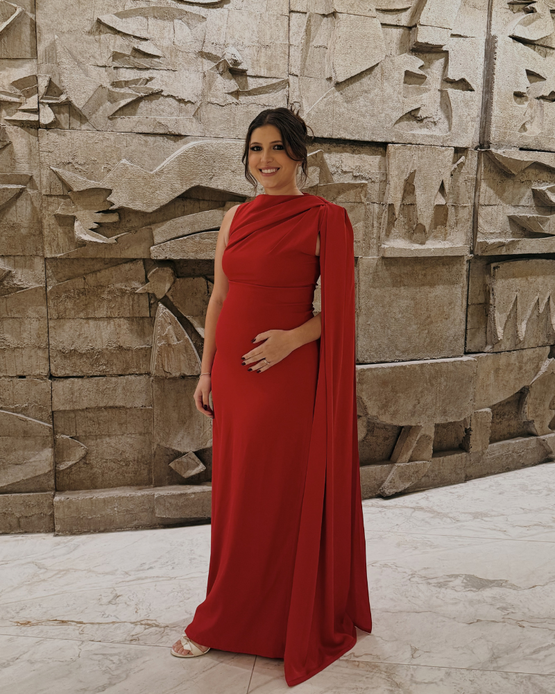 vestido capa unilateral vermelho