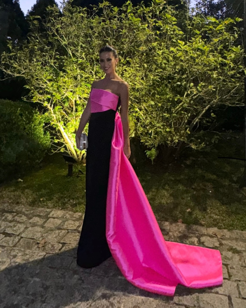 vestido cauda preto e rosa