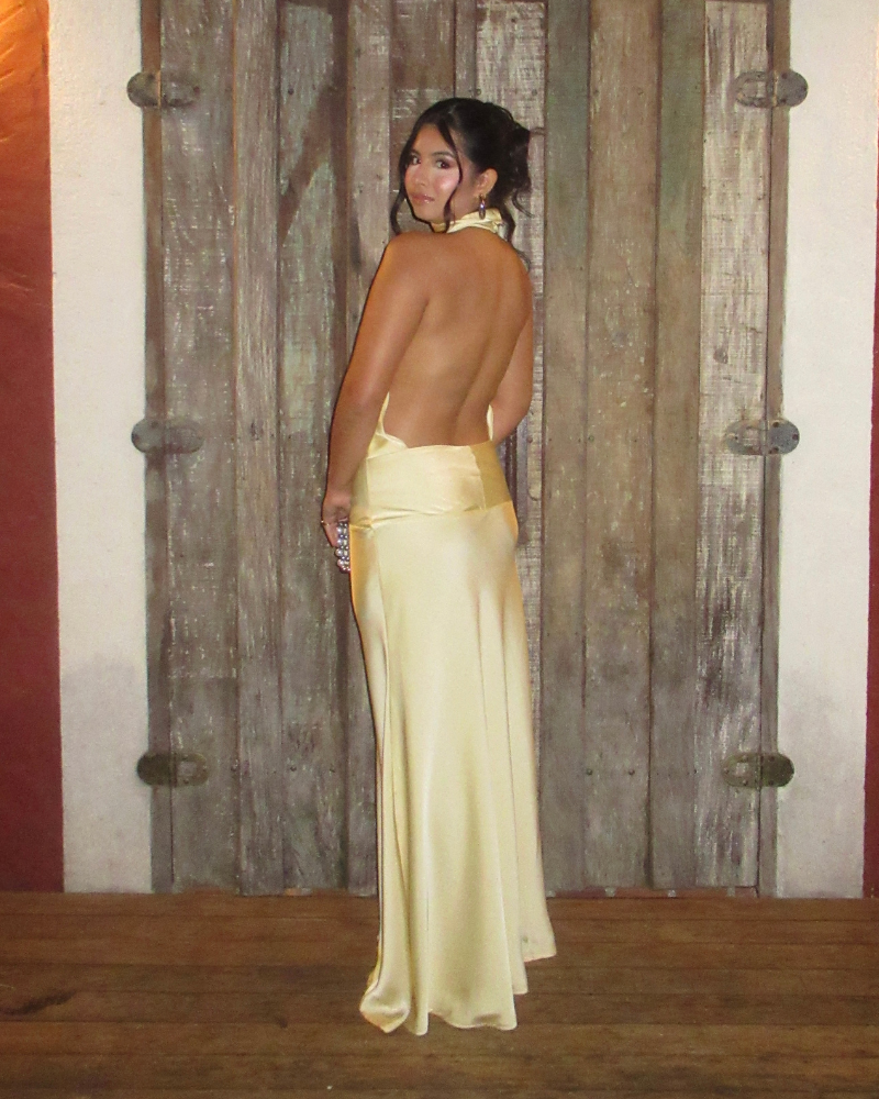 vestido costas abertas amarelo manteiga
