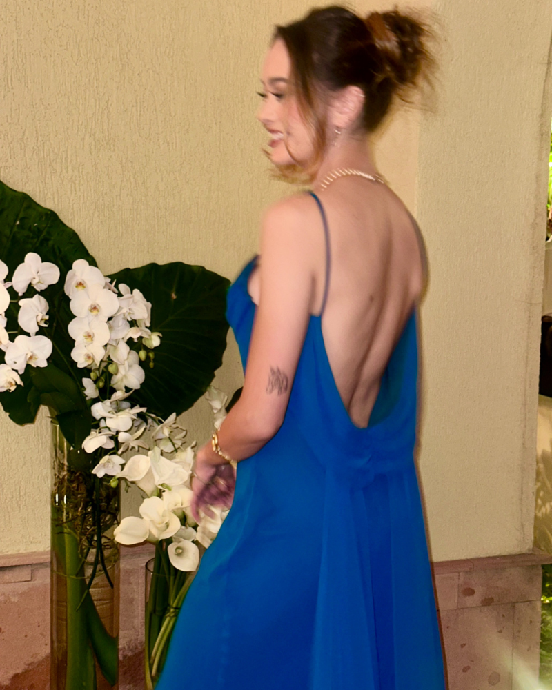 vestido costas aberta azul