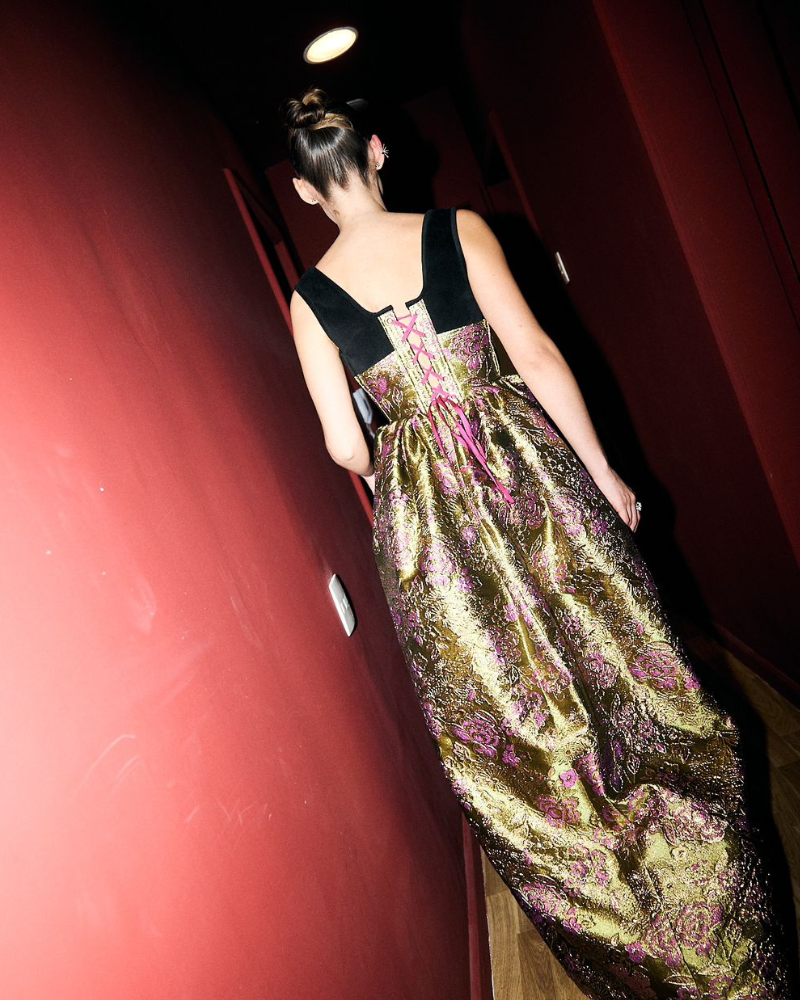 vestido jacquard corset