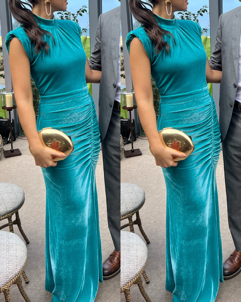 vestido sem manga veludo azul