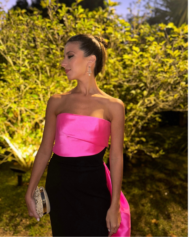 vestido cauda preto e rosa