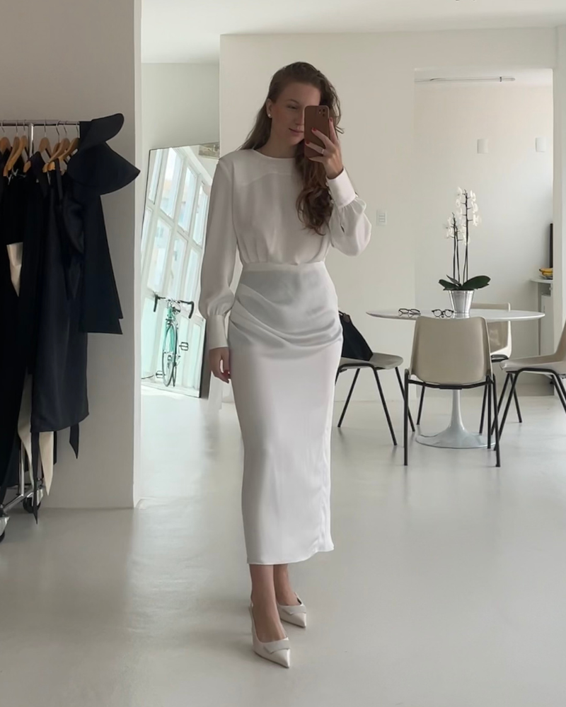 vestido midi acinturado cetim branco