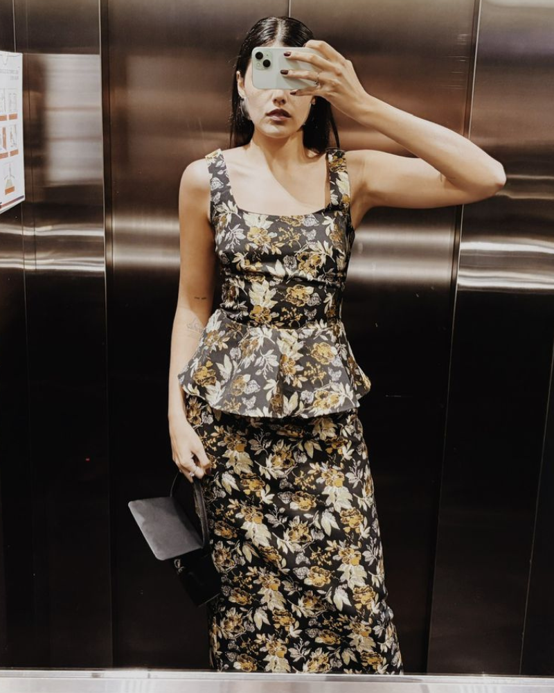 conjunto jacquard dourado