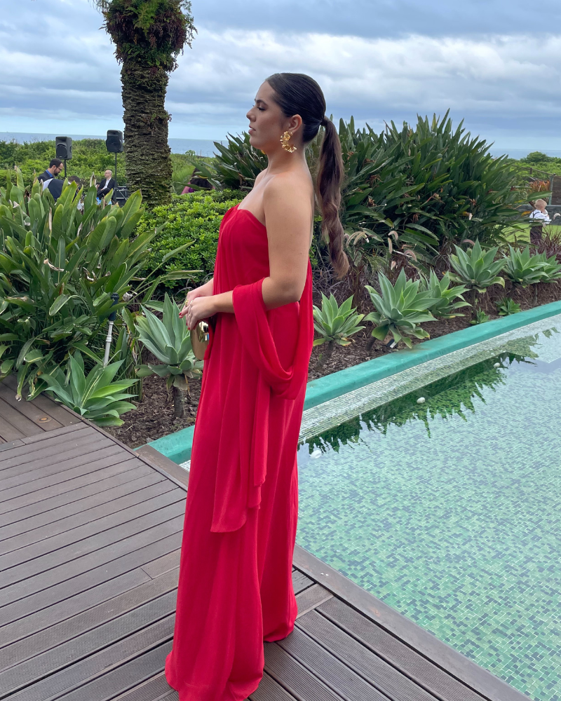 vestido tomara que caia capa vermelho