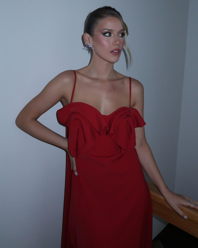 vestido detalhe busto vermelho