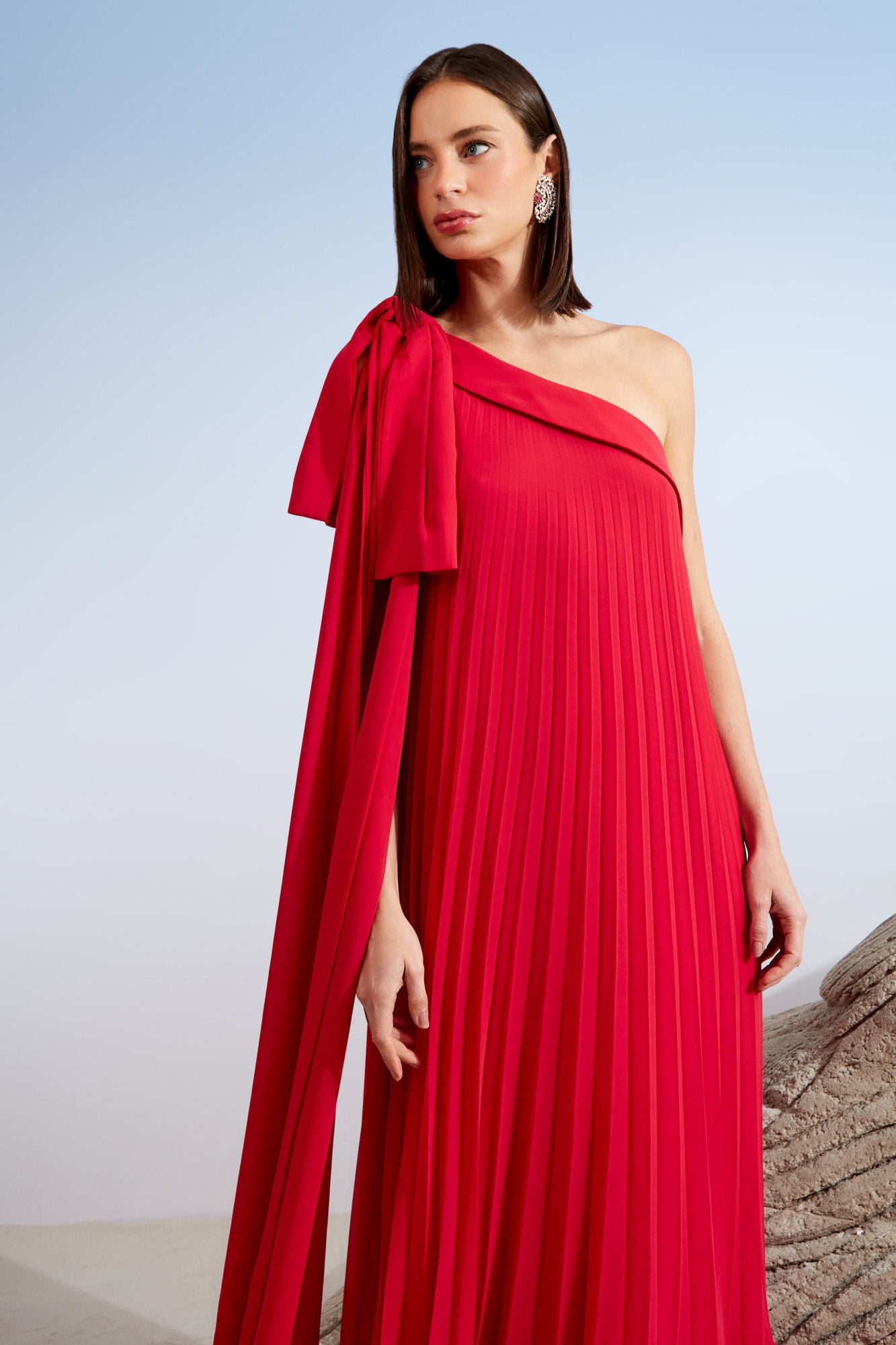 Vestido longo vermelho plissado ombro só tamanho 36