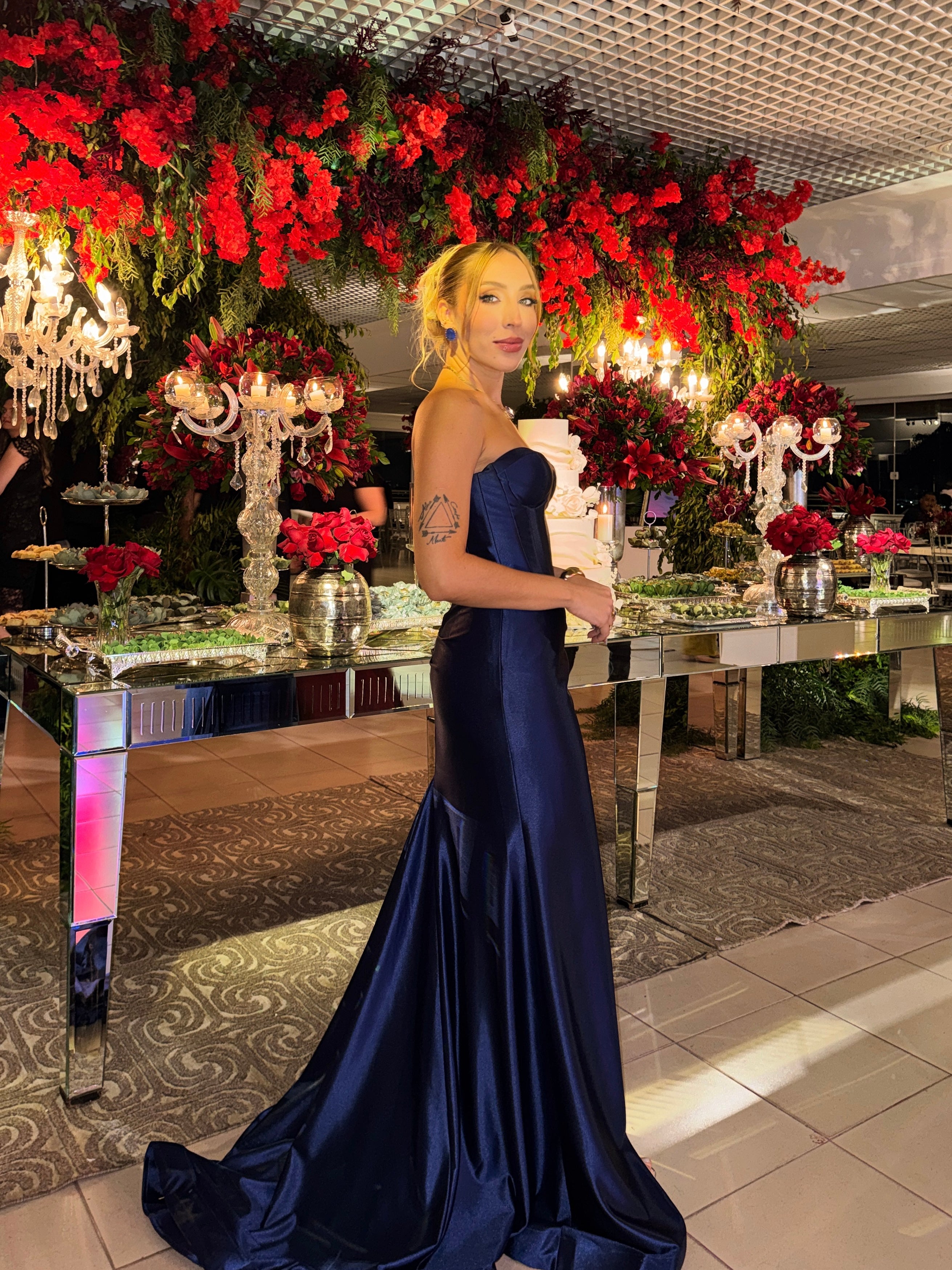 Vestido lingo azul royal tamanho M ou 38