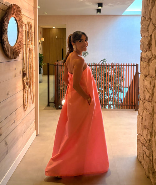 Vestido amplo rosa fluor