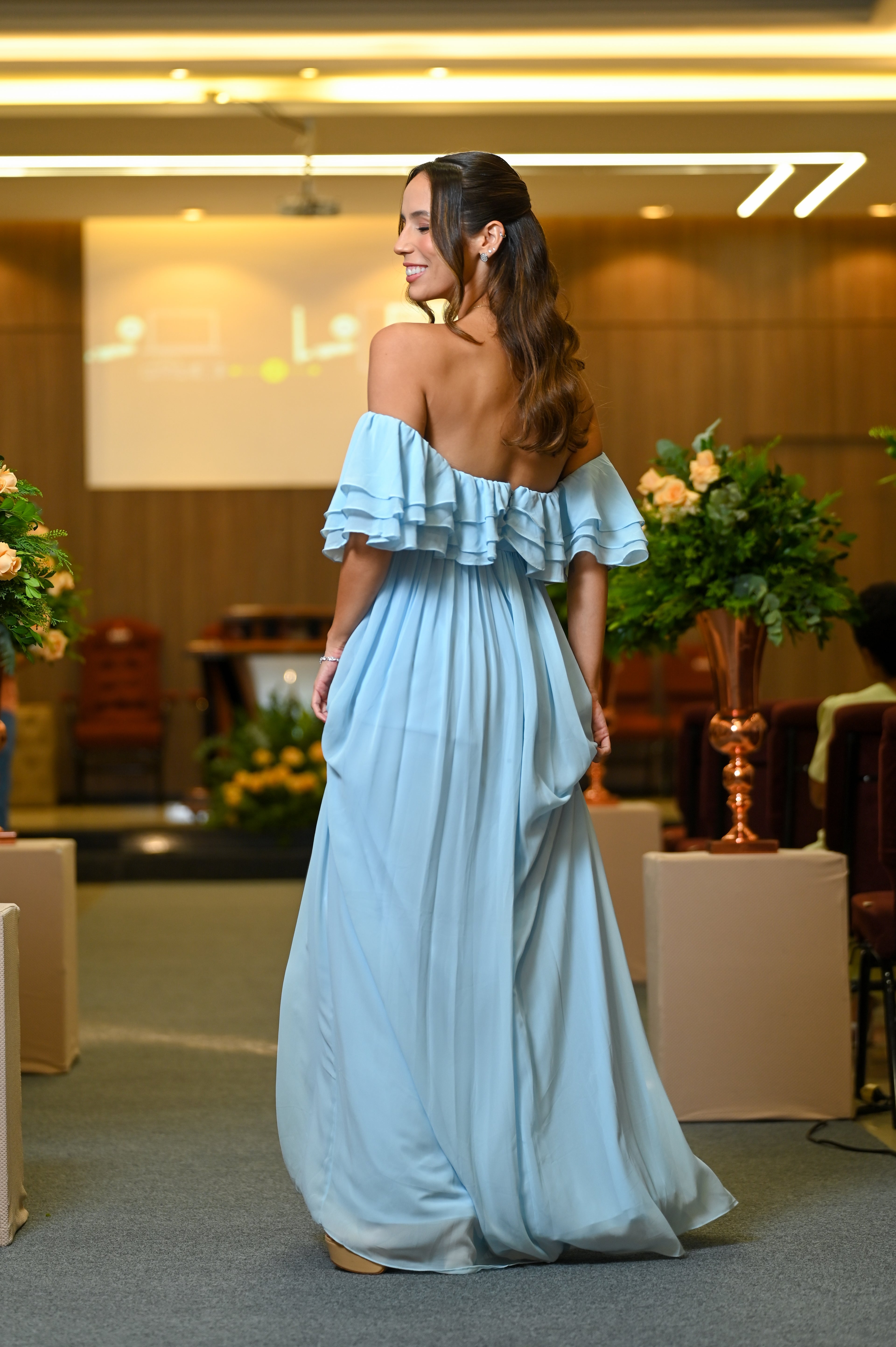 vestido babados azul bebê