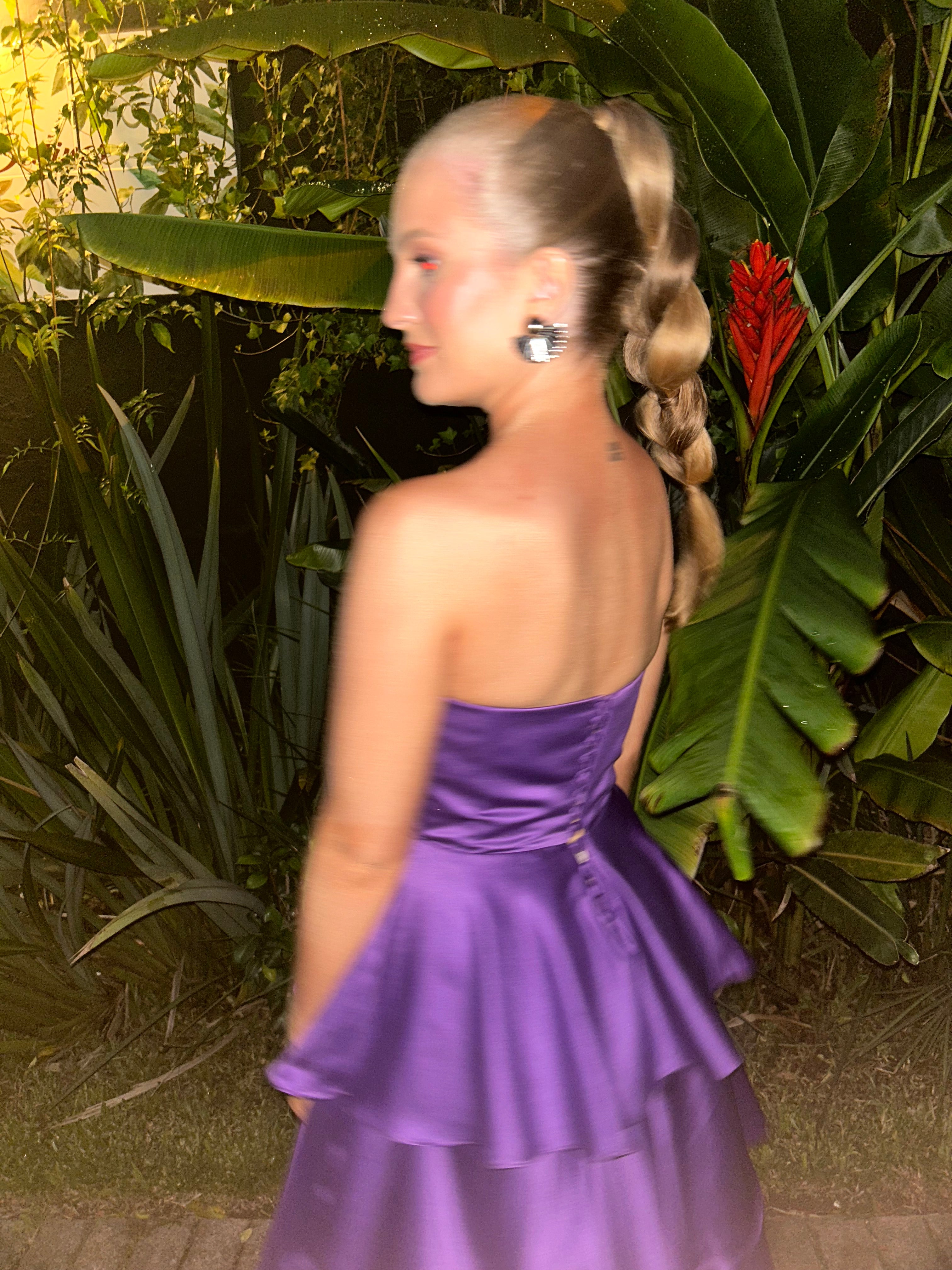 vestido babados estrutura roxo