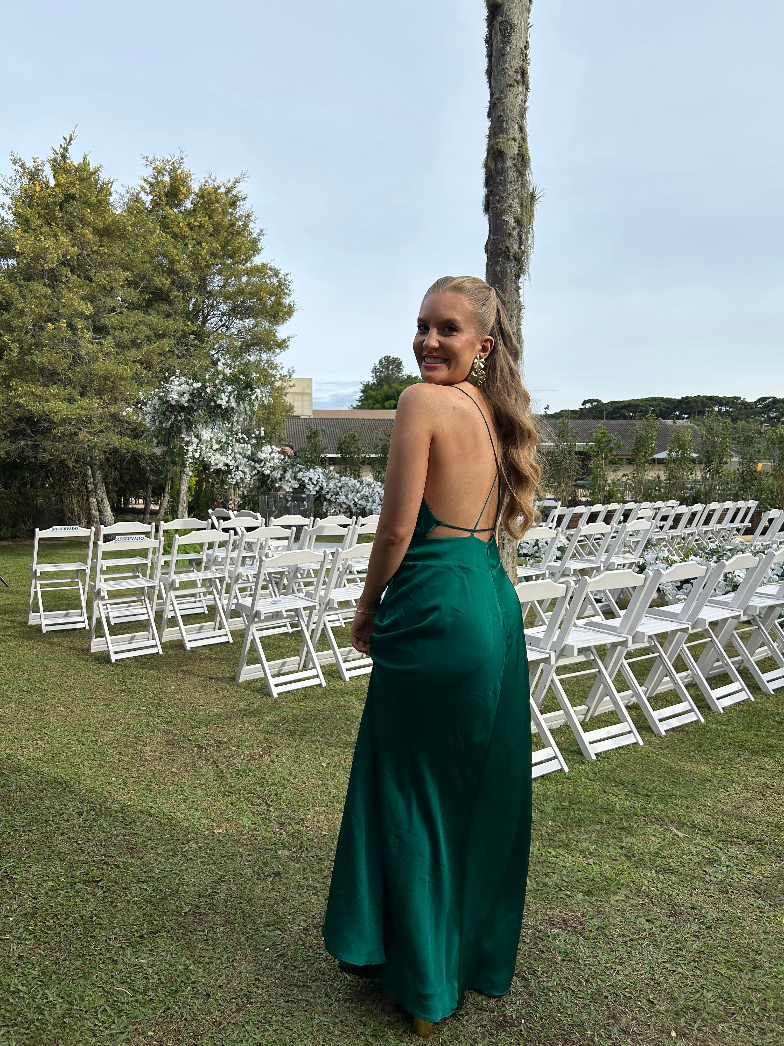 vestido acetinado decote verde