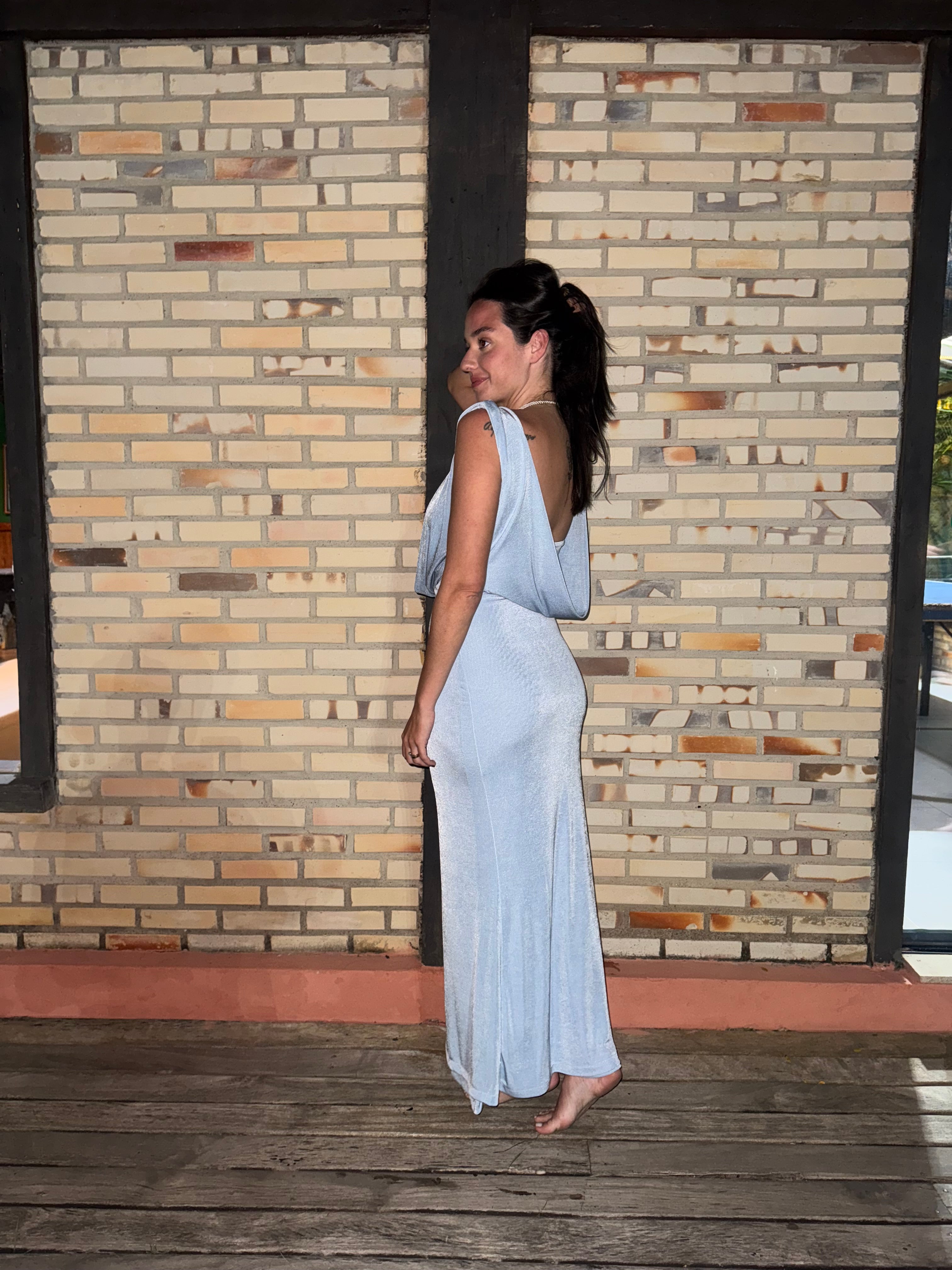 vestido detalhe busto azul