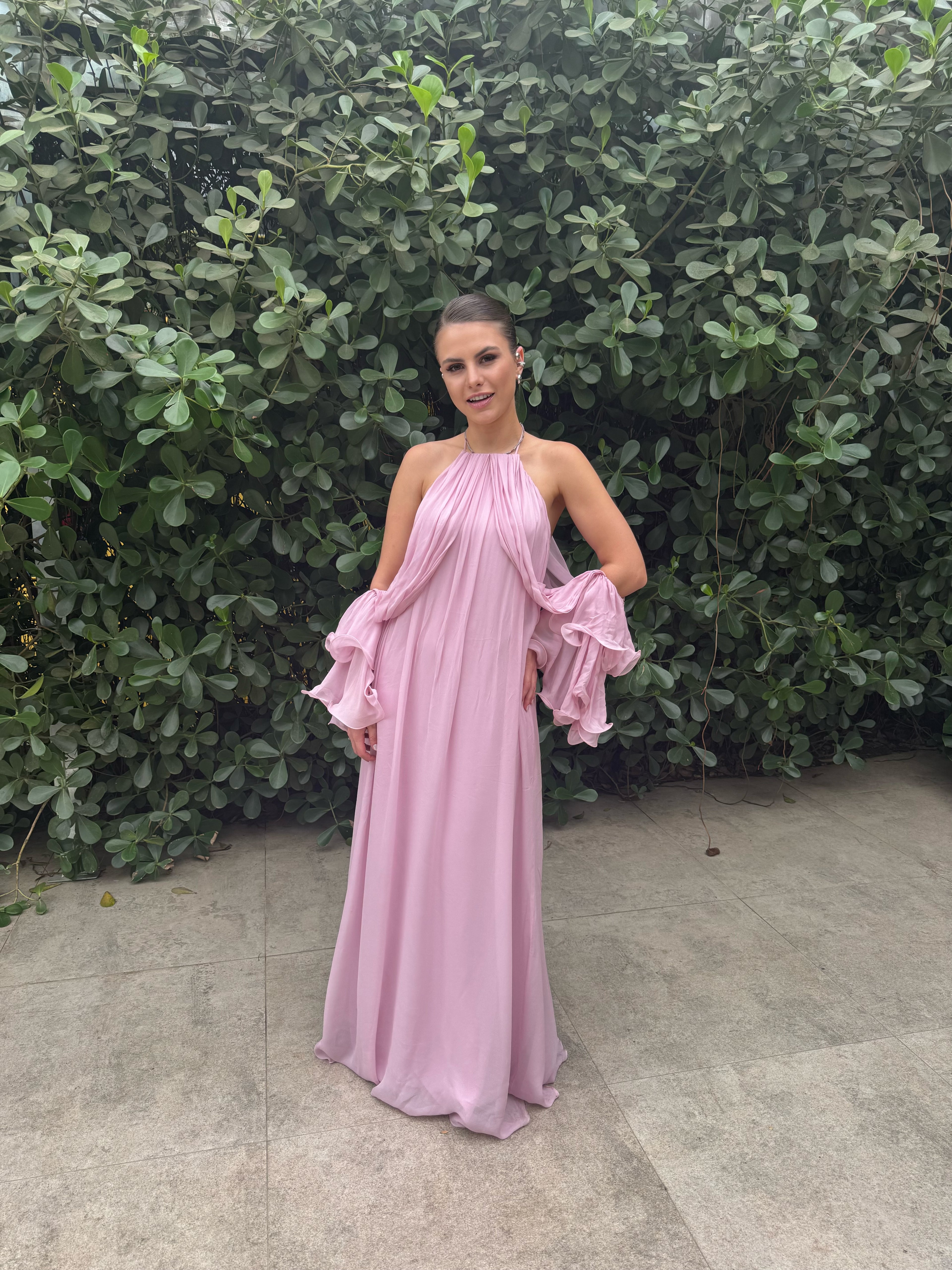 vestido manga babados rosa