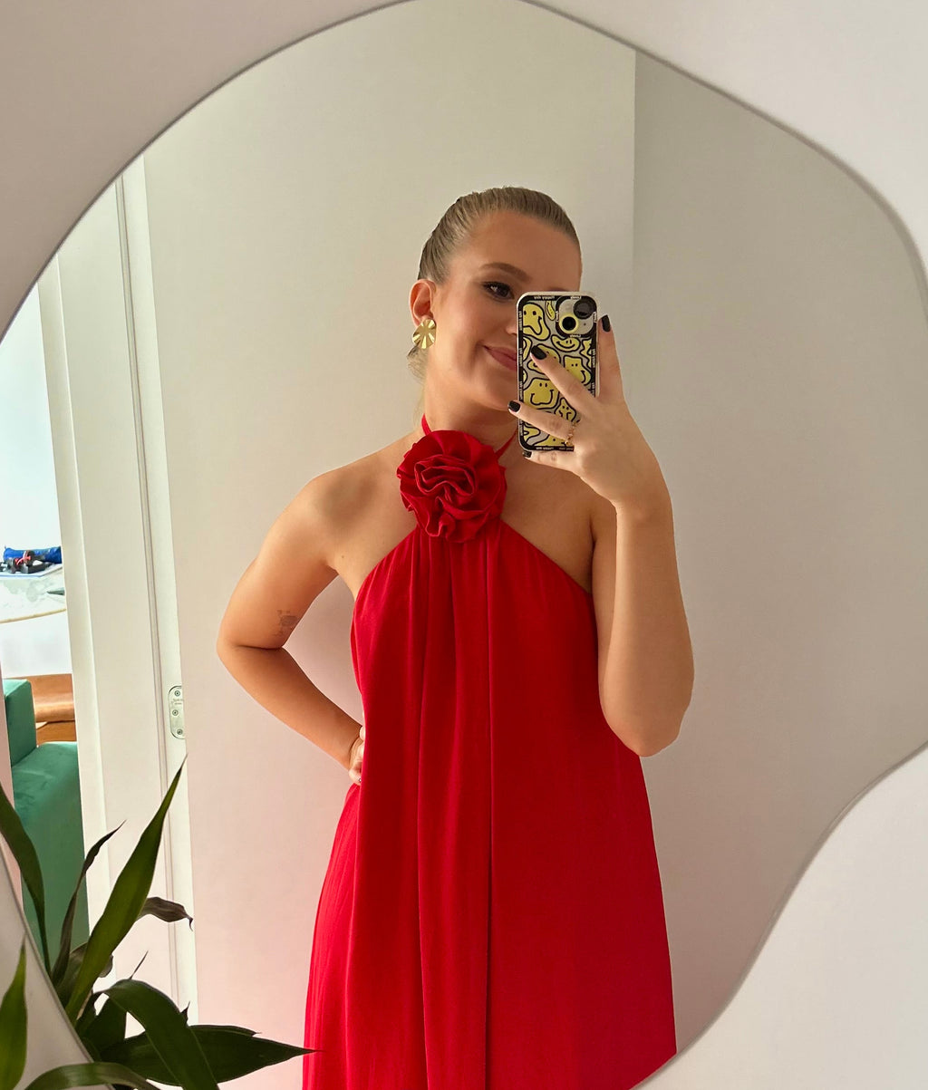 vestido detalhe flor vermelho