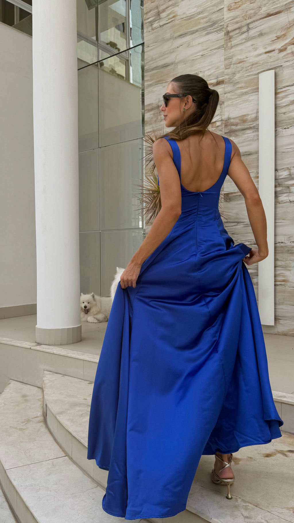 vestido busto drapeado azul