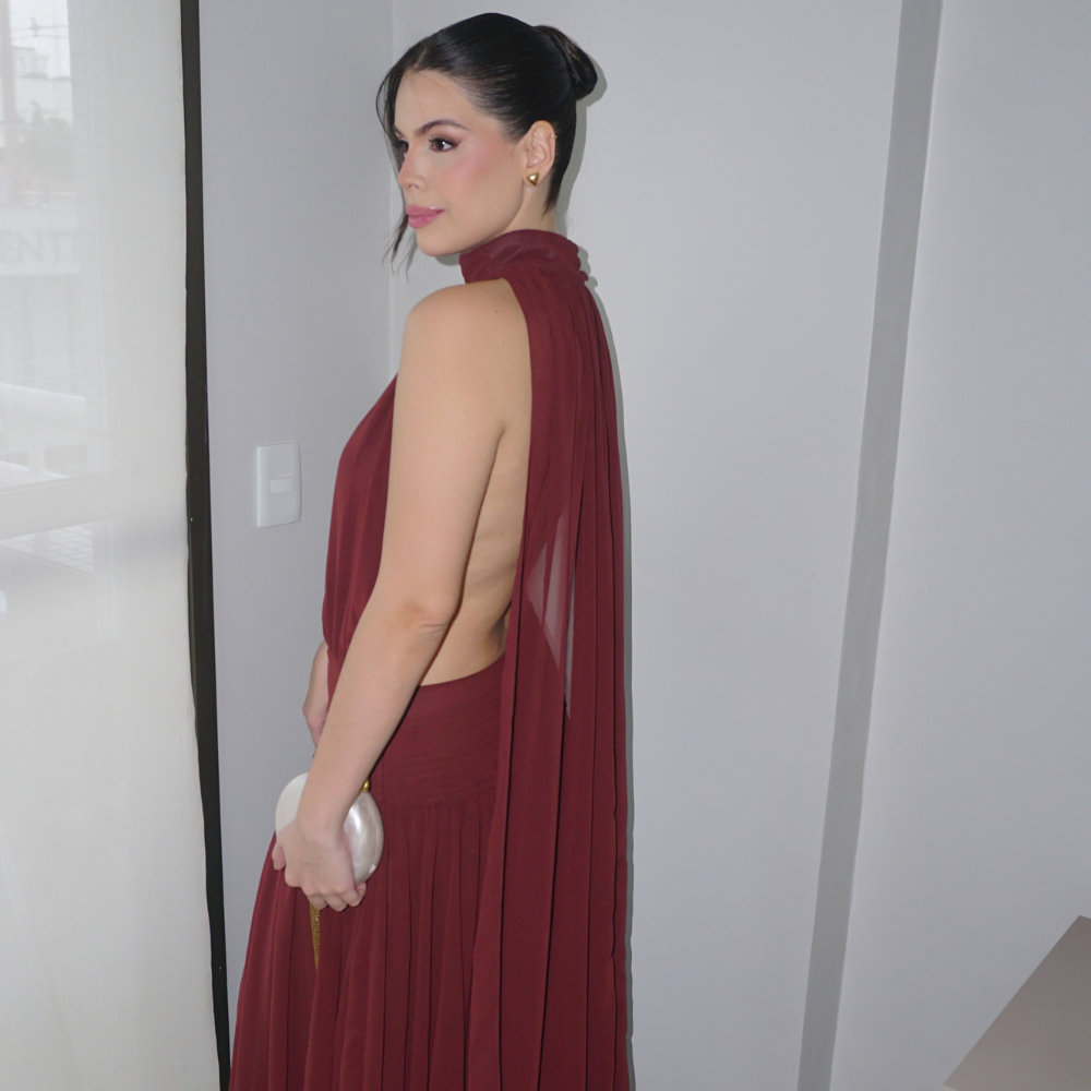 vestido capa marrom