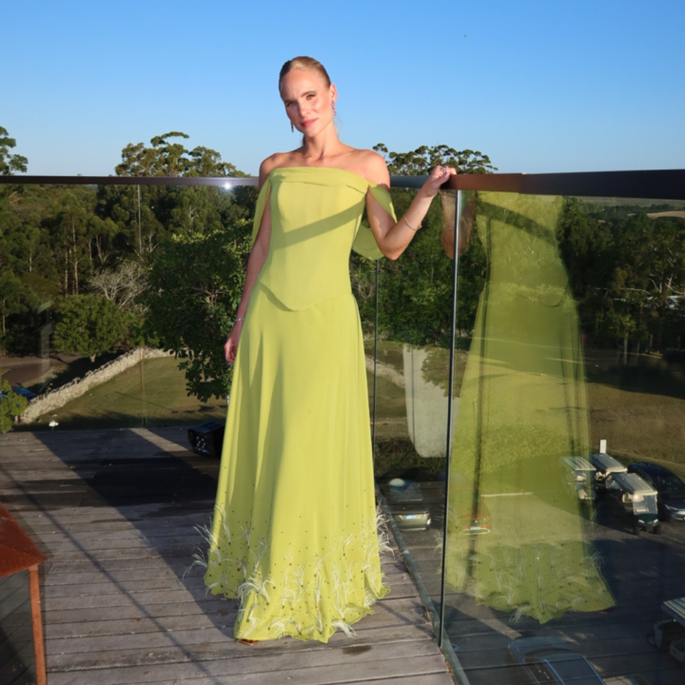 vestido corset plumas verde