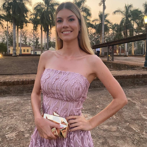 vestido aplicações lilás