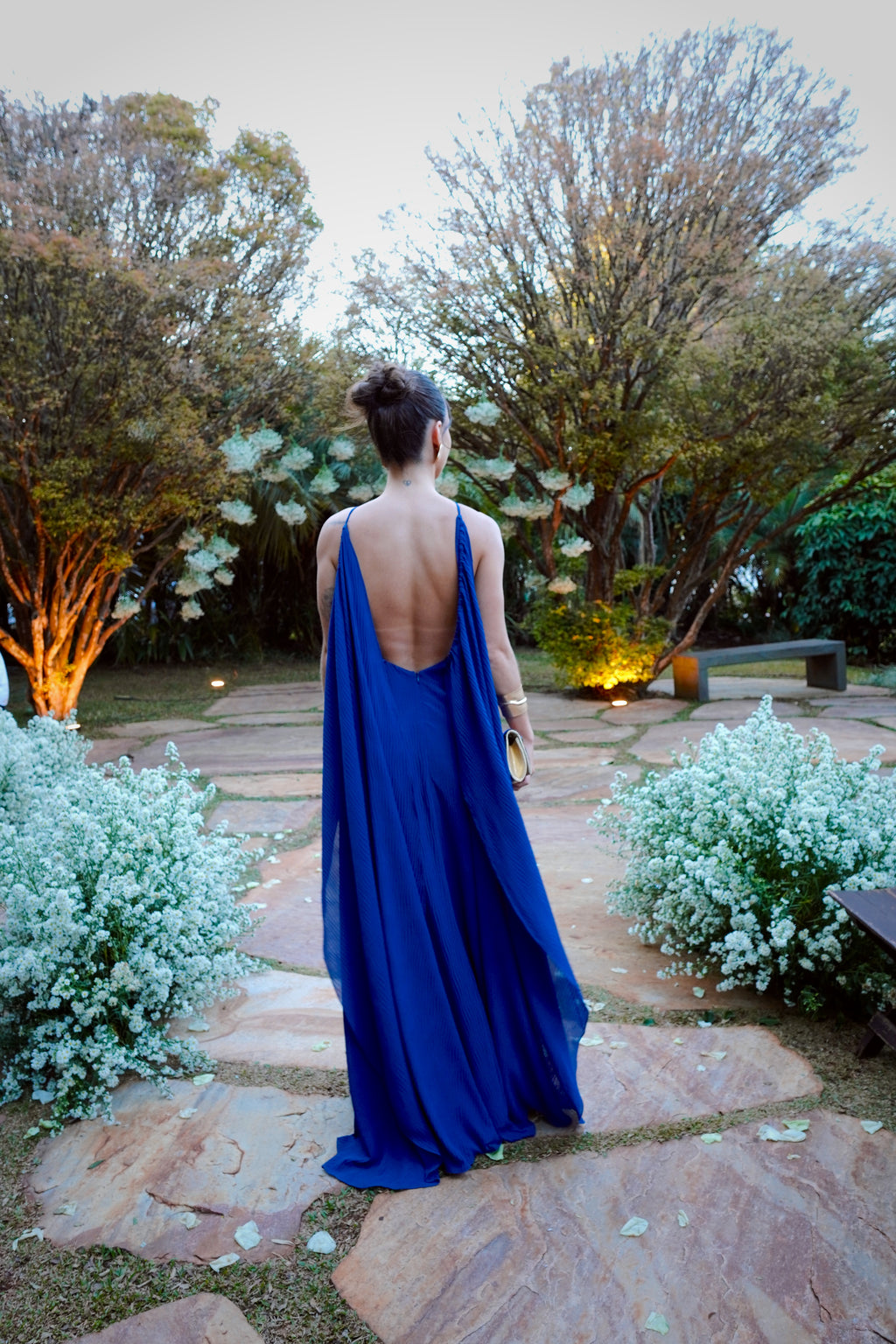 vestido capa fluída azul