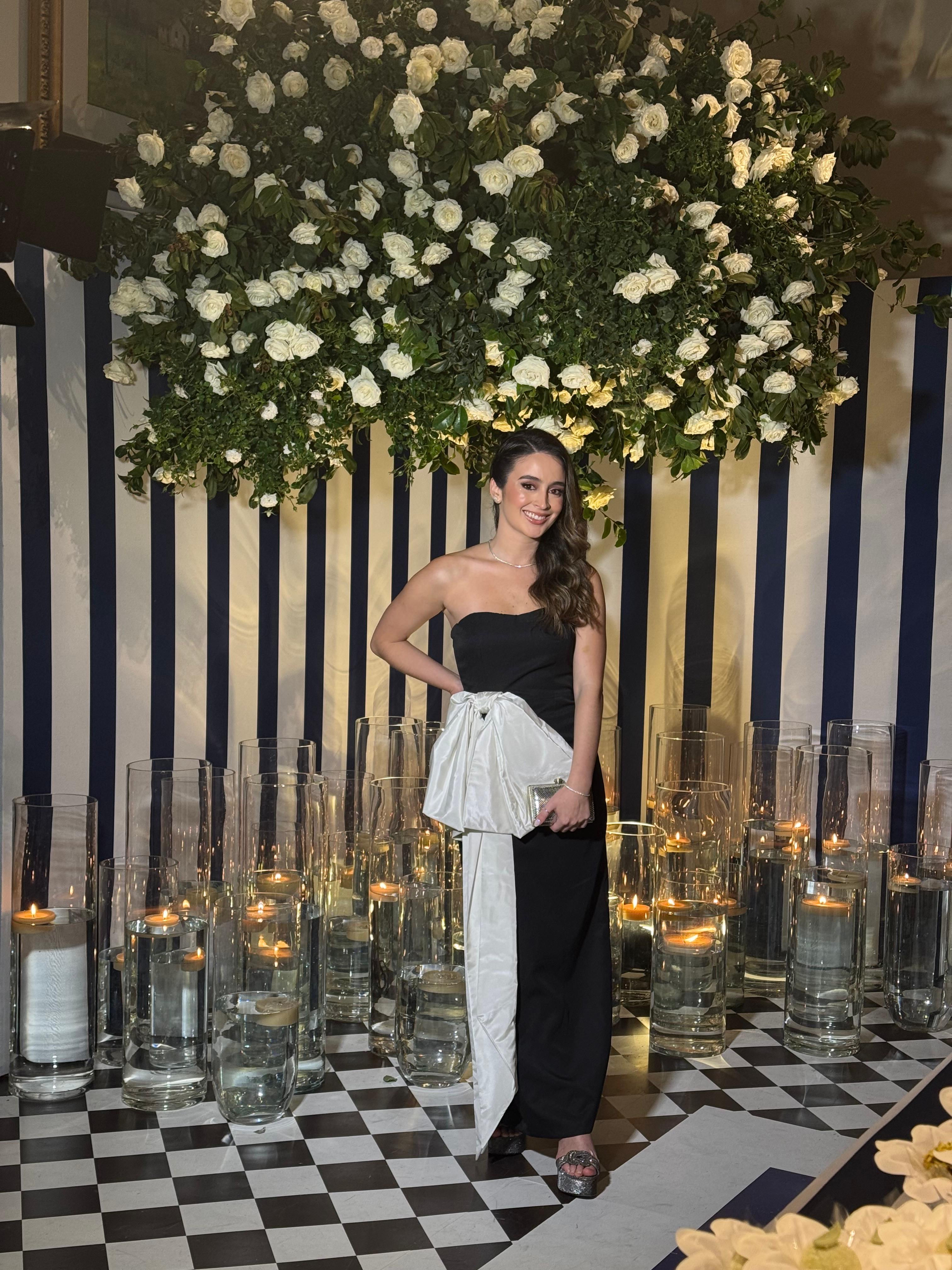 vestido midi laço branco e preto