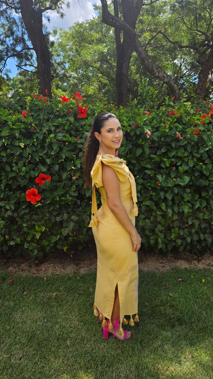 vestido midi bananeira amarelo