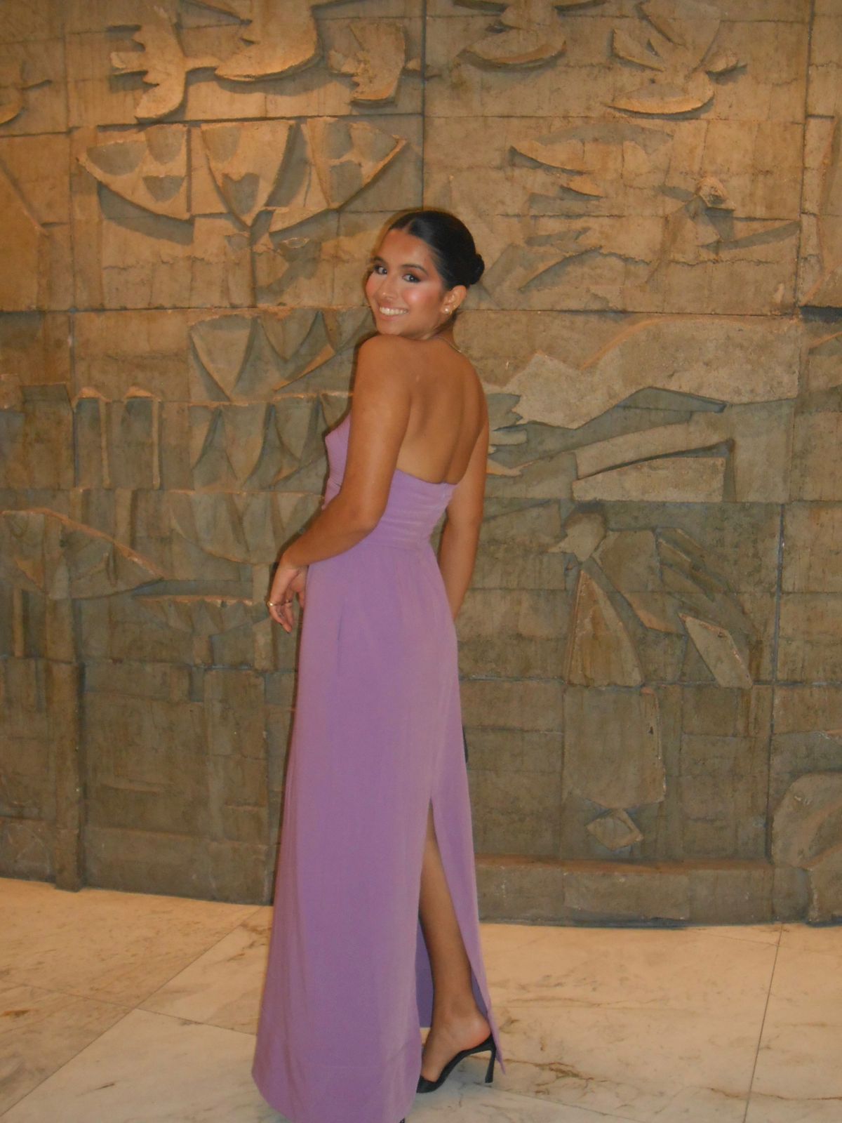 vestido detalhe círculos roxo