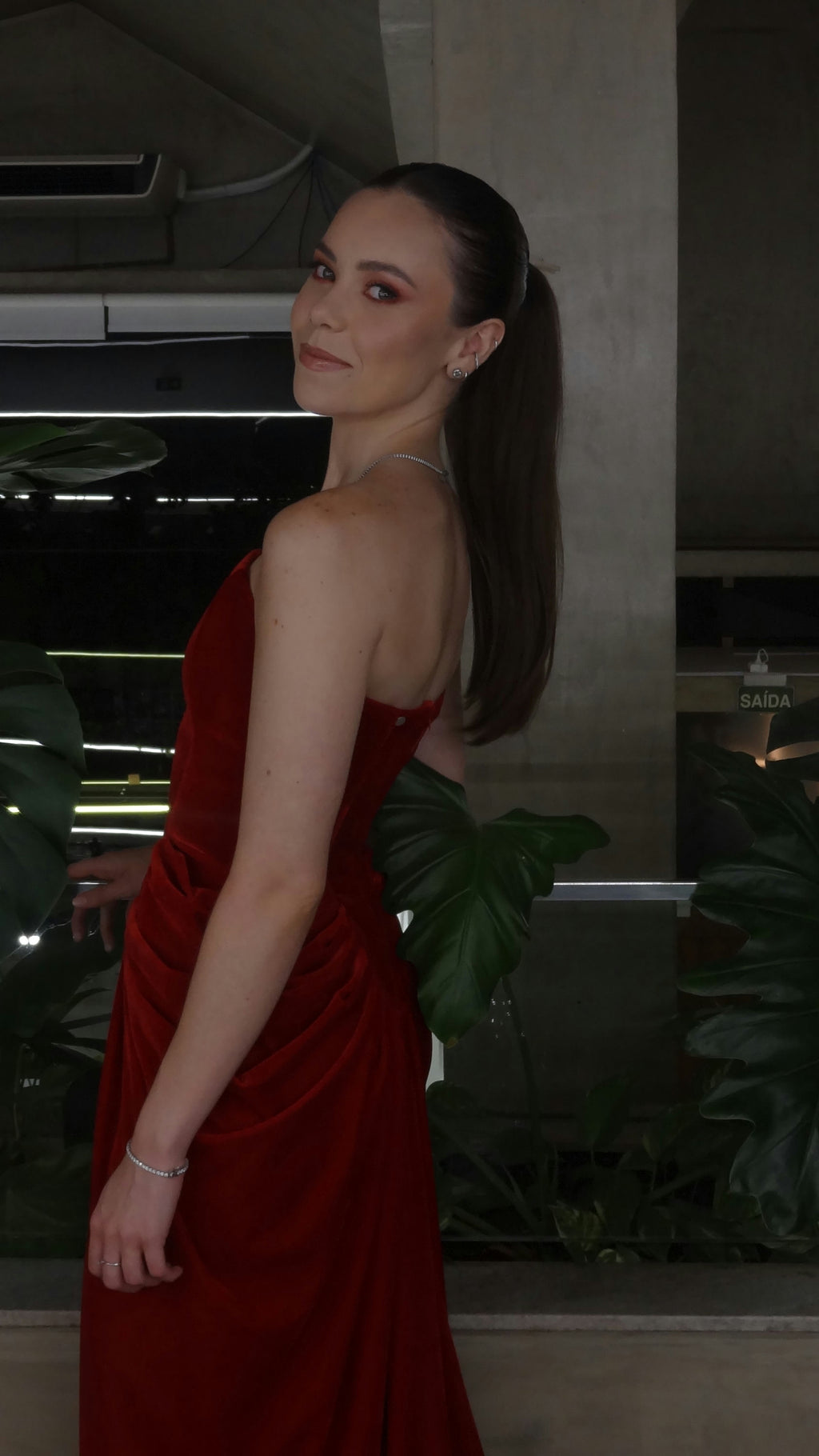 vestido corset veludo vermelho