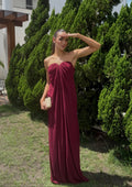 vestido decote coração bordô