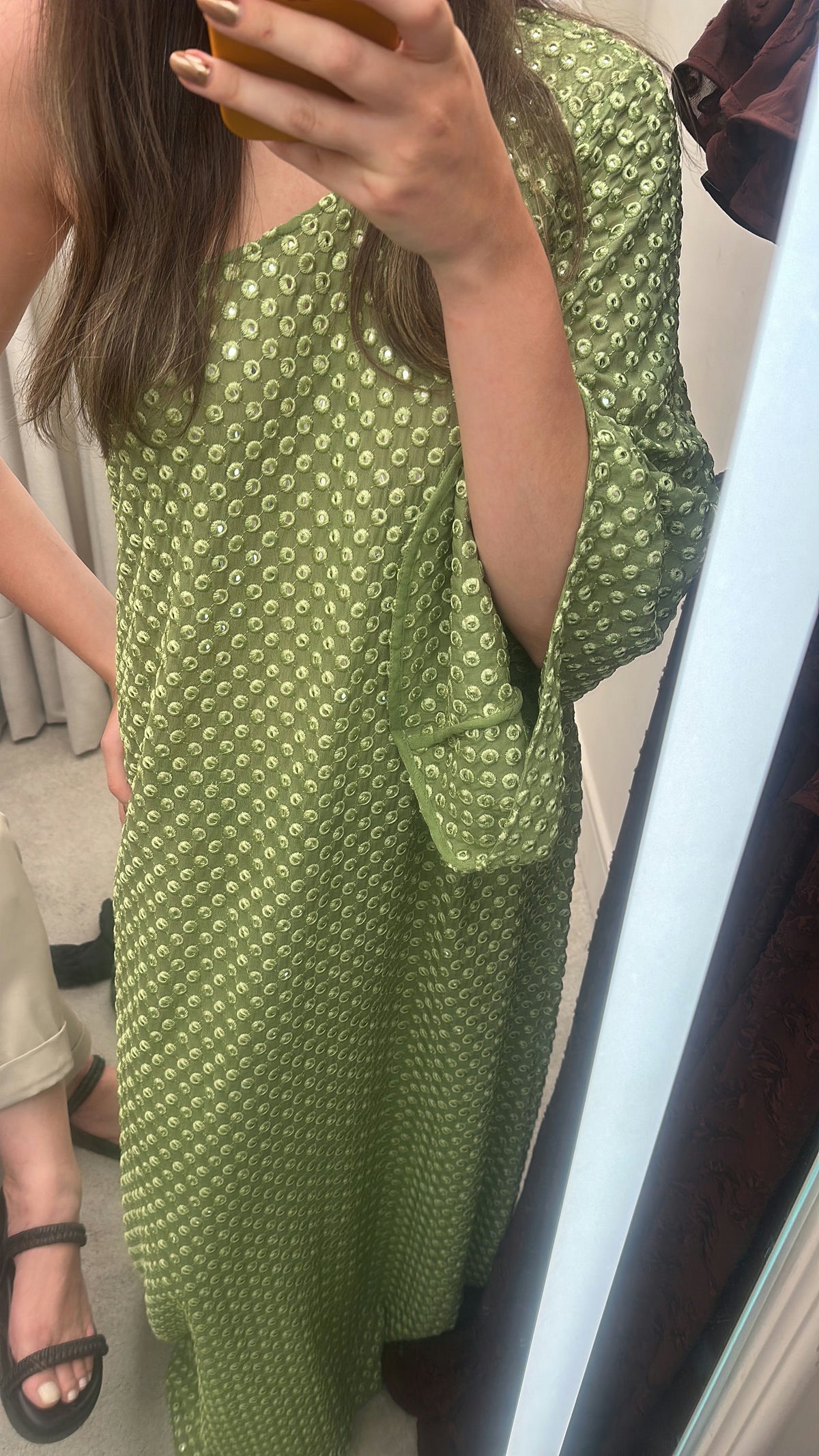 vestido bordado verde NV