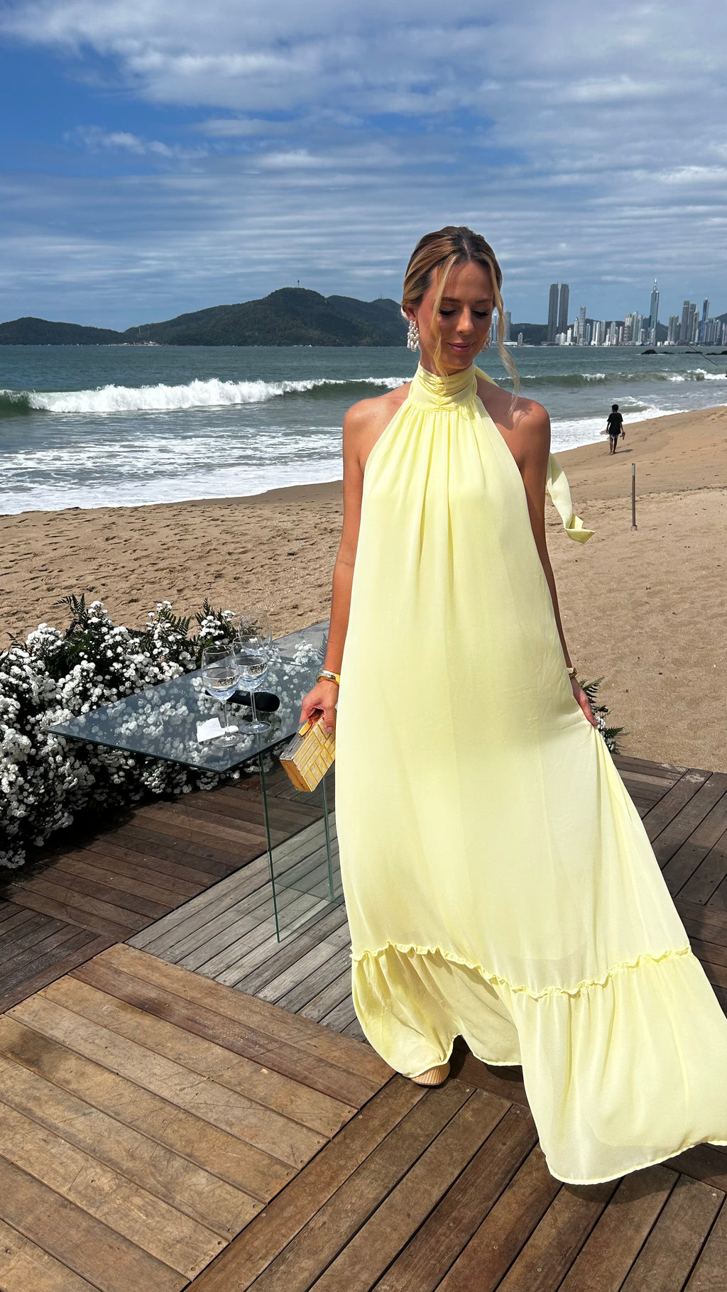 Vestido fluido amarelo tamanho Único