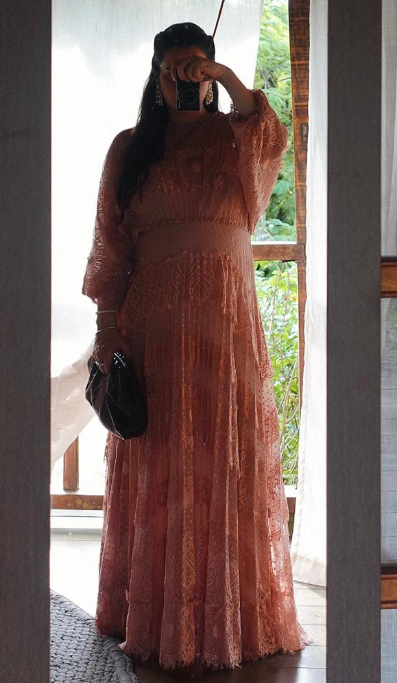 vestido renda francesa rosa