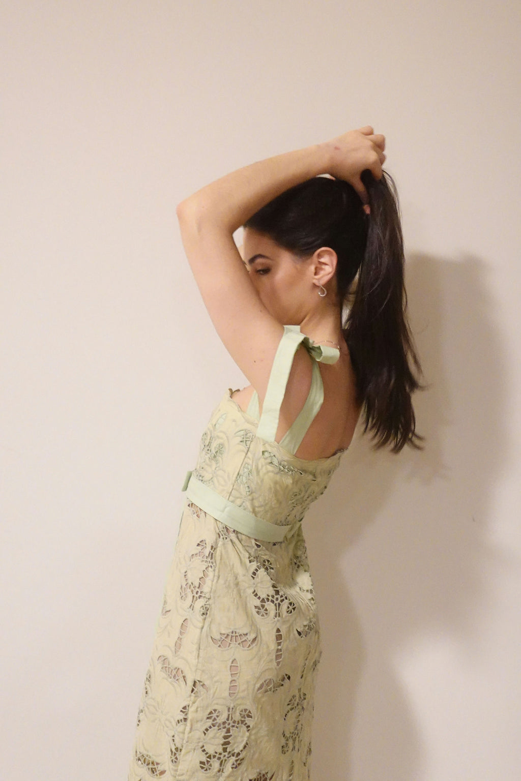 vestido renda laço verde