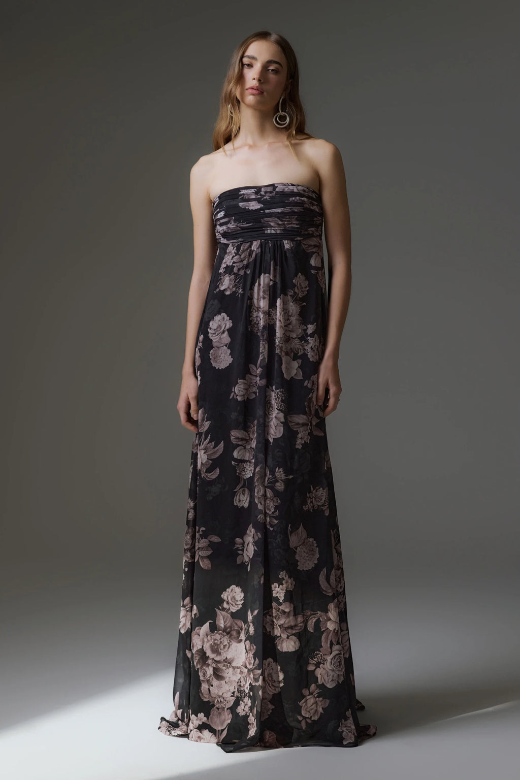 Vestido floral tomara que caia
