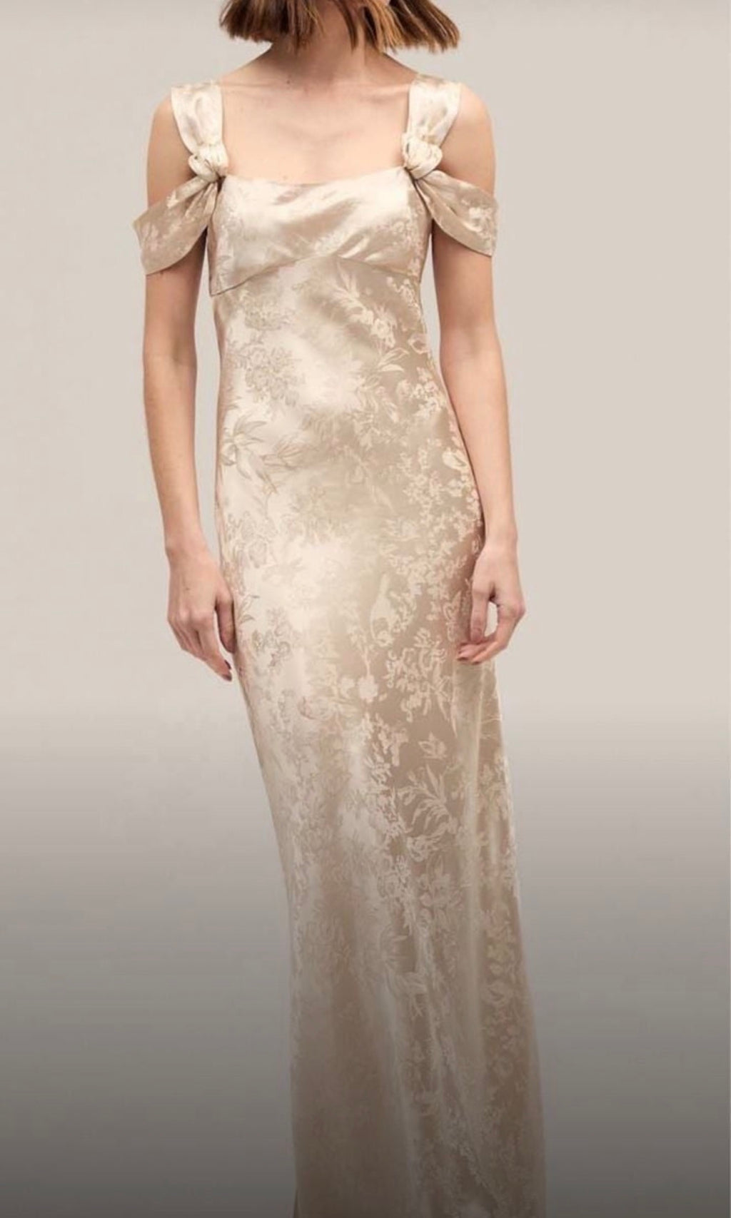 vestido acetinado pérola