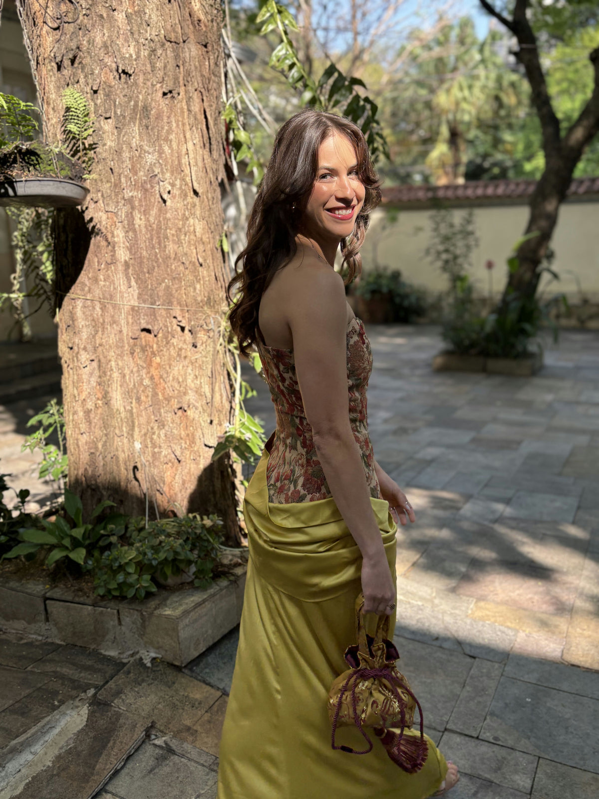 vestido jacquard saia amarelo