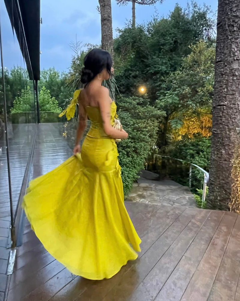 vestido sereia aplicações lima