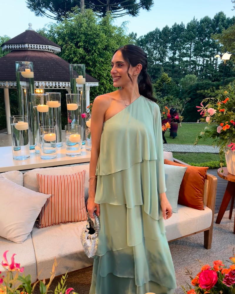 vestido camadas verde menta