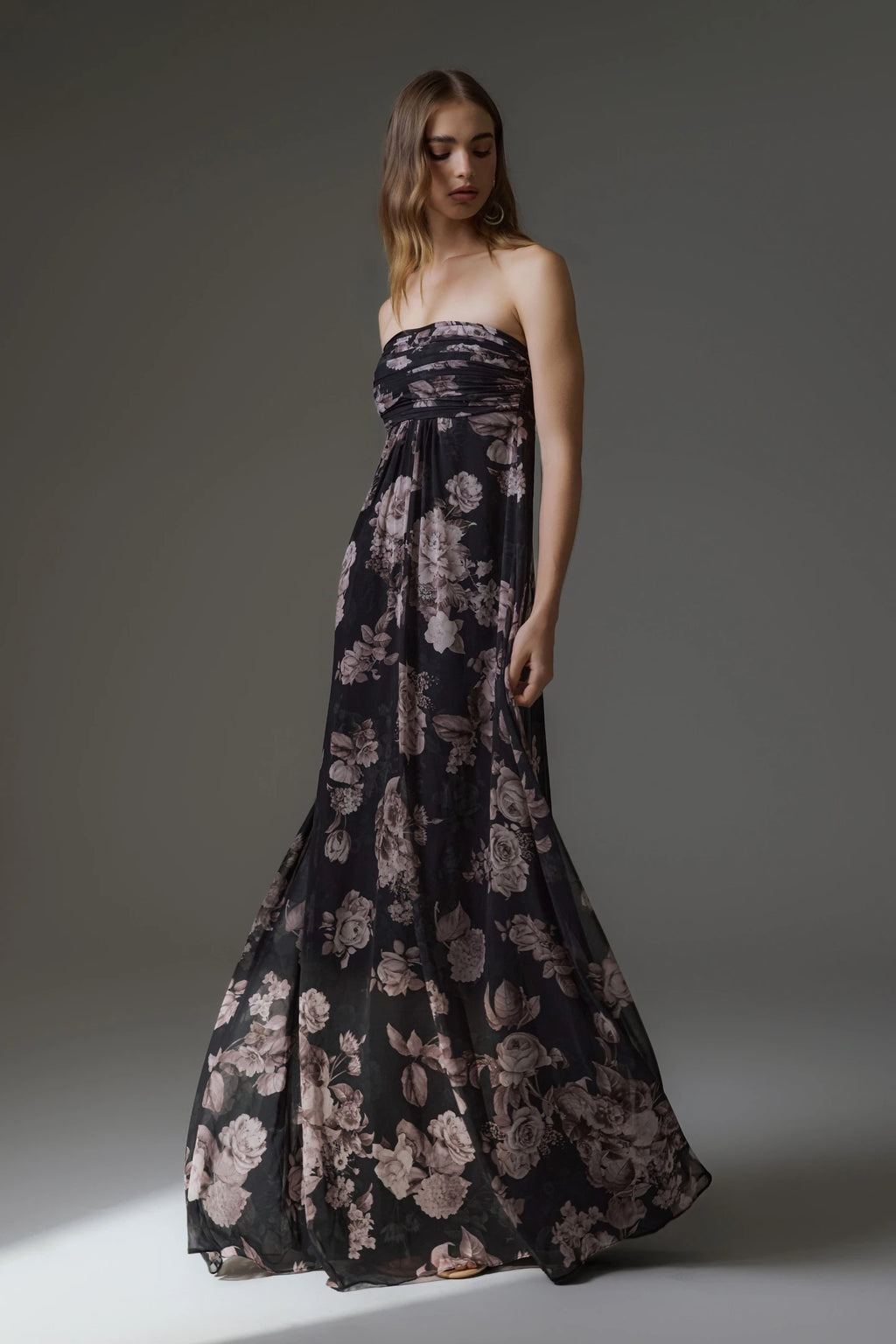 Vestido floral tomara que caia