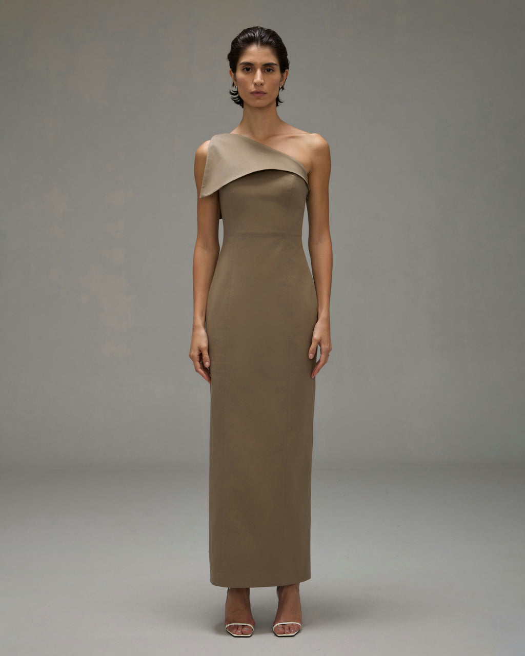 vestido alfaiataria mondepars