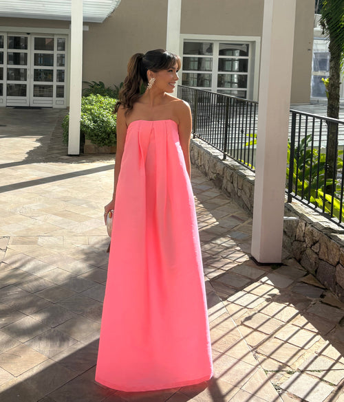 Vestido amplo rosa fluor